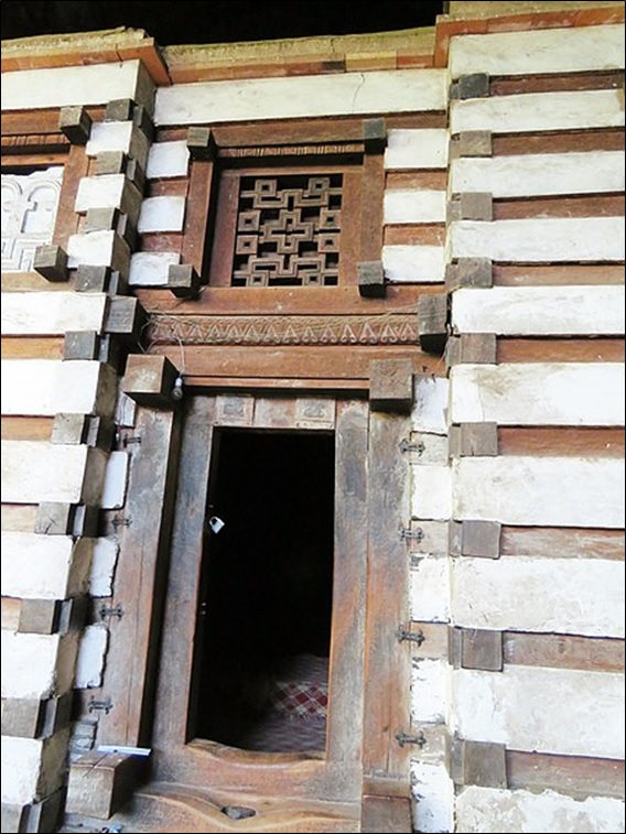 Church of Yemrehanna-Kristos Doorway and Window