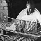 Hova woman weaving