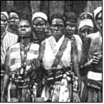 Amazones authentiques du Dahomey, costume et armament