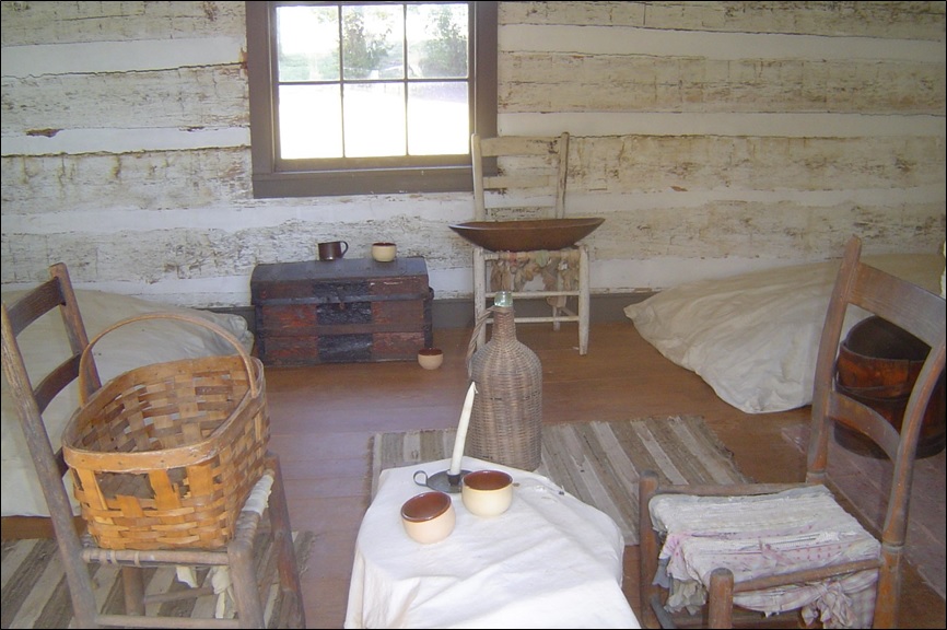 Appomattox - Clover Hill Tavern slave quarter interior