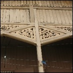 A gable roof with decoration