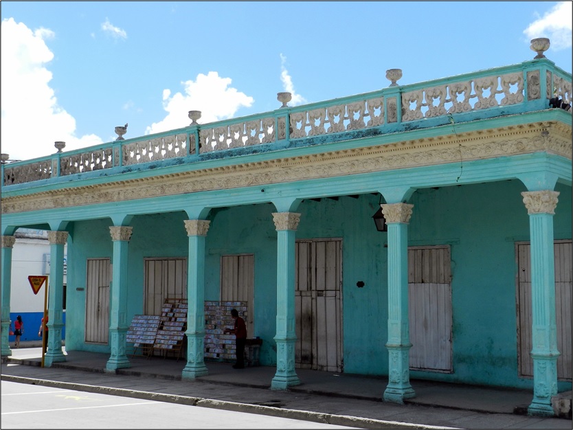 Building on Maceo Street, Holguin, Cuba